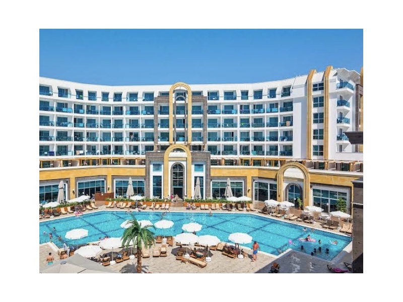 Lumos Deluxe Resort Hotel